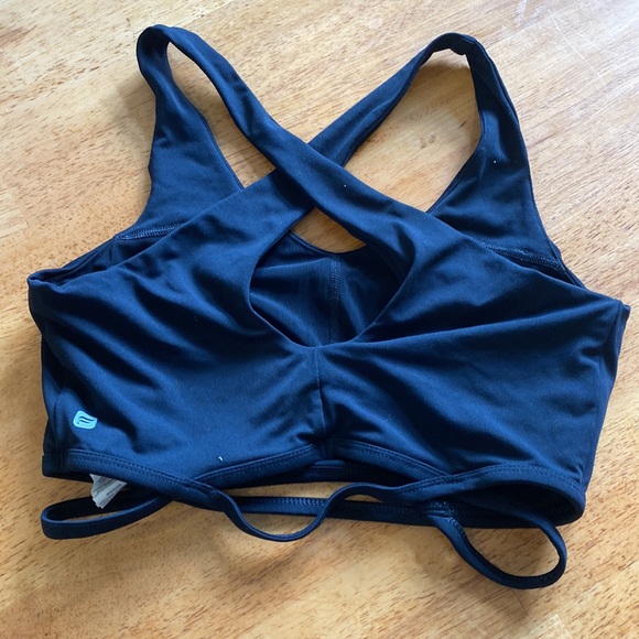 Fabletics Cross Back Sports Bra - Picture 2 of 3